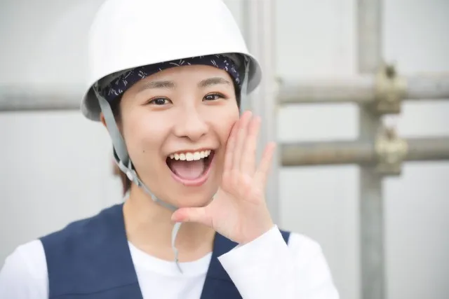 屋根のひび割れを放置するのは危険！起こりうる深刻なリスクを解説